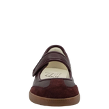 Aya in Wine Milk Sneakerina
